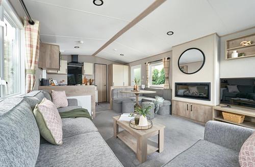 Bishop Auckland House | Heather View Essential Clover Caravan 7