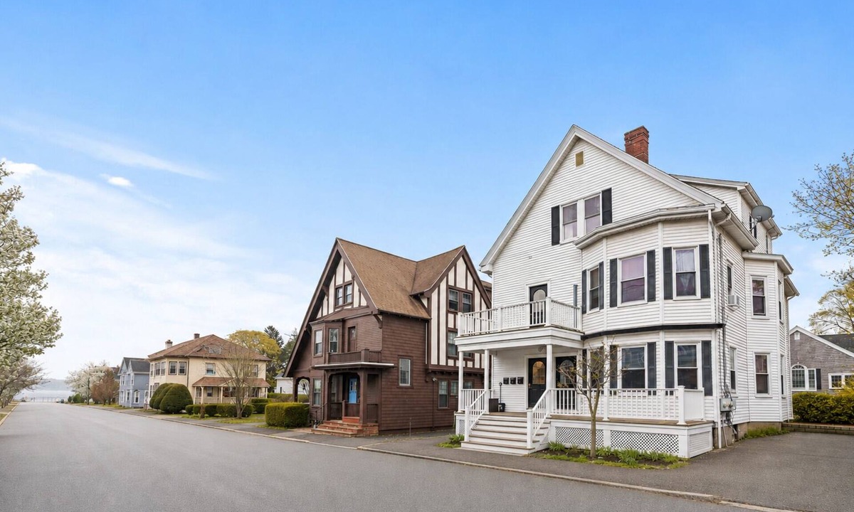 Salem Apartment | Historic Salem Retreat. Near Waterfront + Downtown