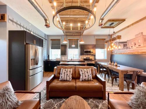 Nelson Apartment | Historical Boiler Maker Turns Vacation Destination