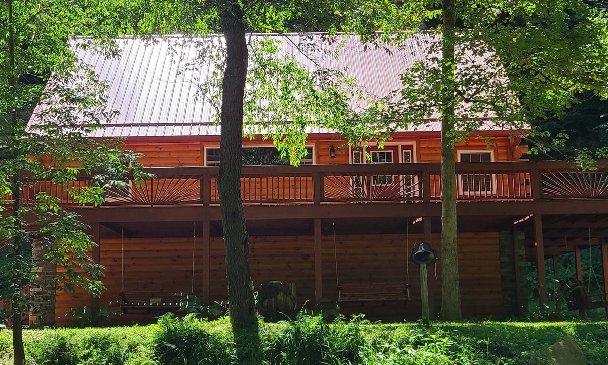 Logan Cabin | Hocking hills Logan Ohio A birds eye view cabin rentals