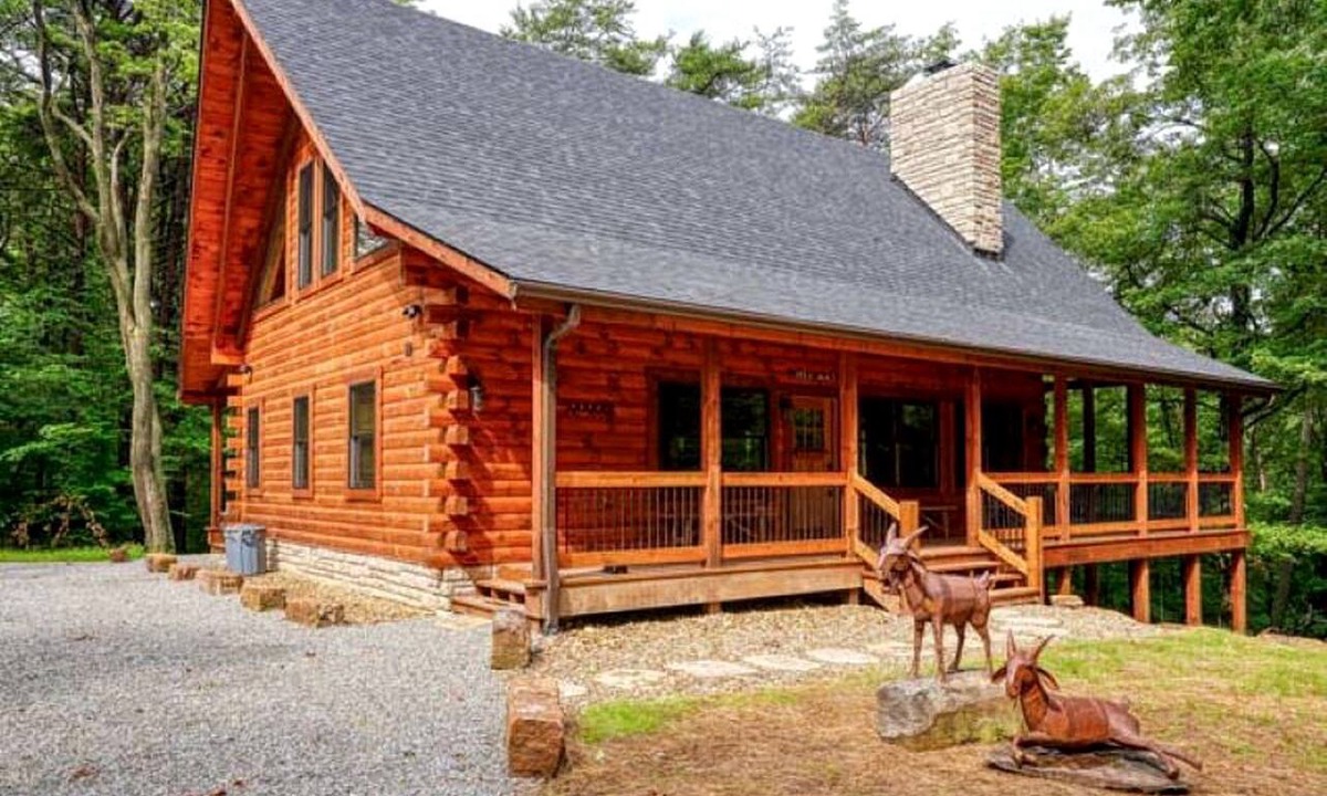 Logan Cabin | Hocking Hills Park Getaway for Family Adventures in Logan, Ohio