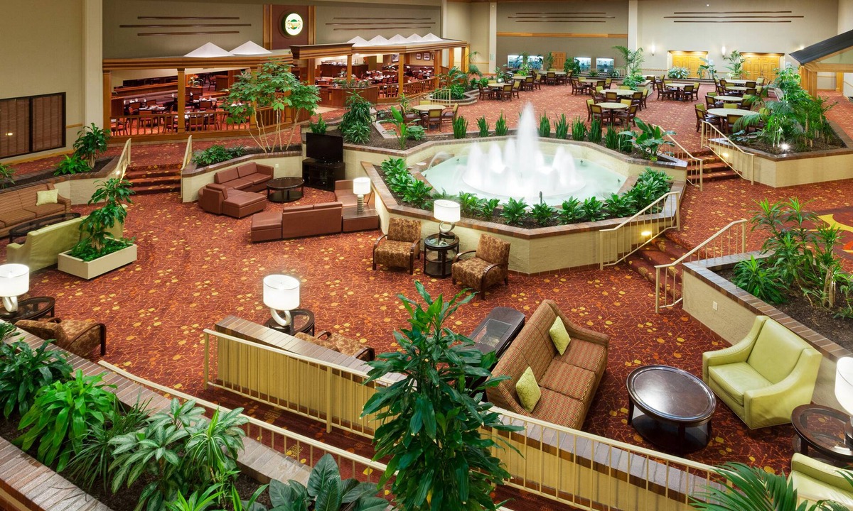 Mount Saint Joseph Hotel | Holiday Inn Cincinnati Airport by IHG
