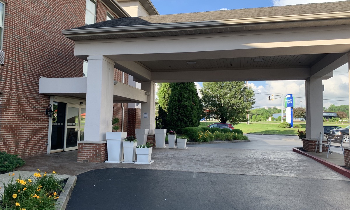 Parkdale Hotel | Holiday Inn Express Fairfield, an Ihg Hotel