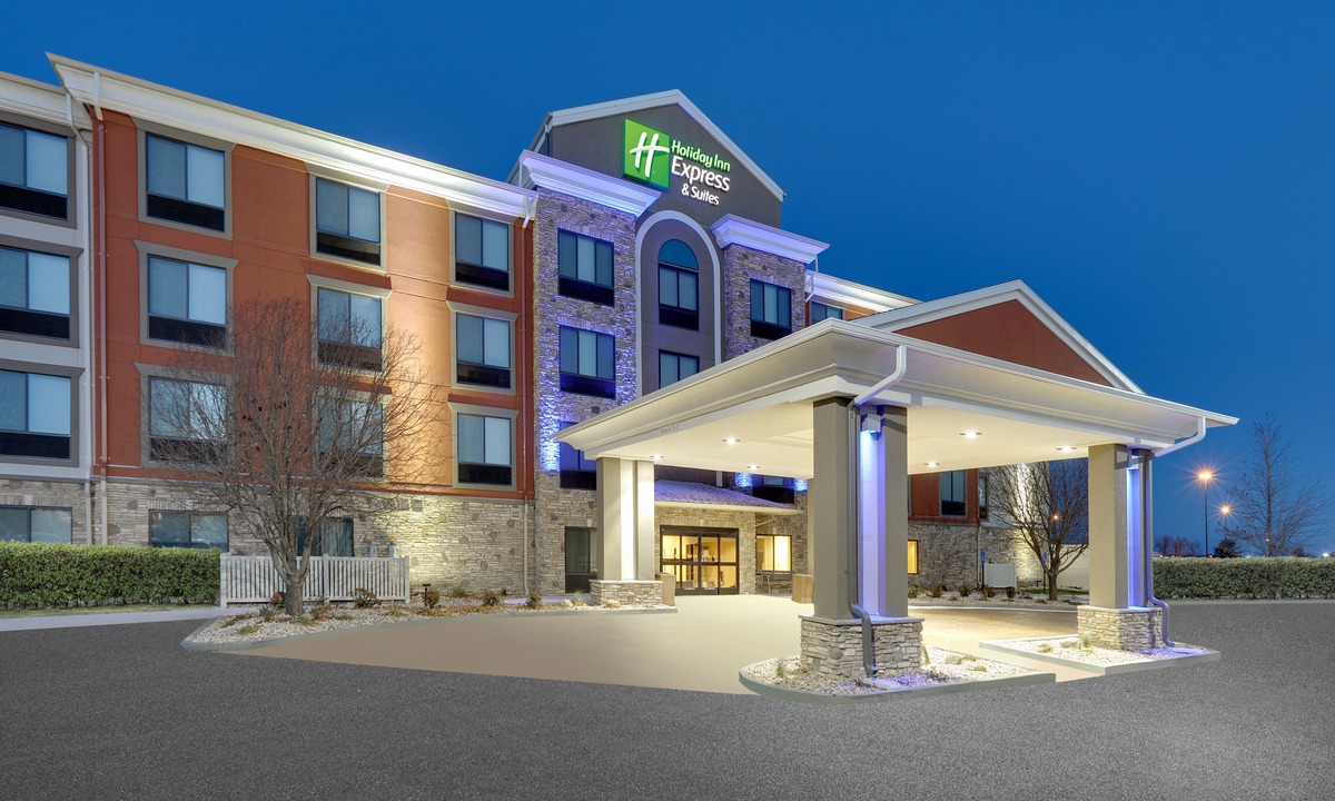 Mitchell Hotel | Holiday Inn Express Mitchell, an Ihg Hotel