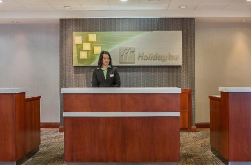 Bowling Green Hotel | Holiday Inn University Plaza-Bowling Green by IHG
