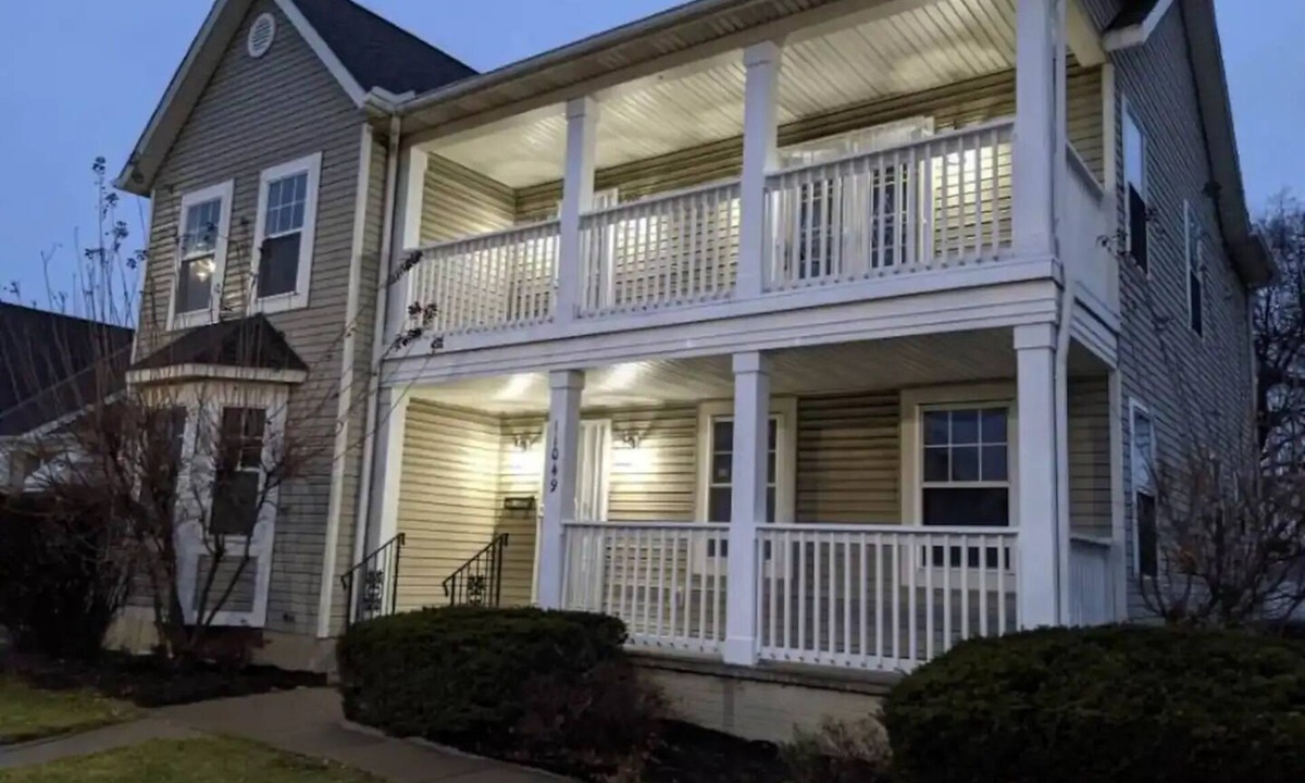 Cleveland House | Home away from home, Diamond in the rough.