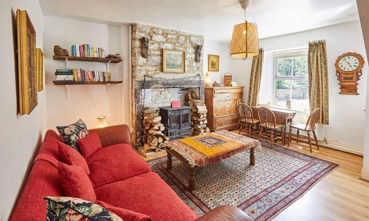 Wark House | Host & Stay | Elliott Terrace