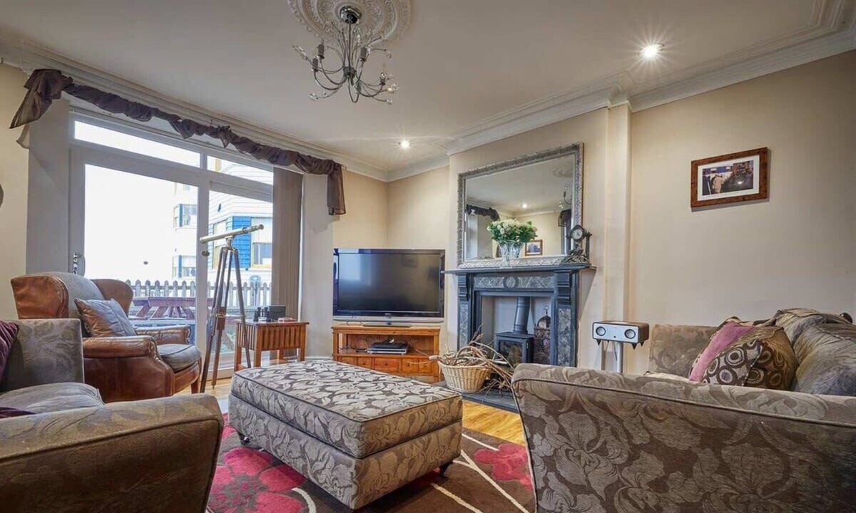 Tynemouth House | Host & Stay | The View Old Coastguard Cottage
