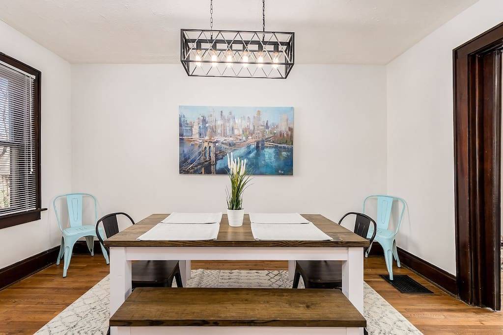 Brewery District Villa | Housepitality - The Cobblestone 1 - Location!