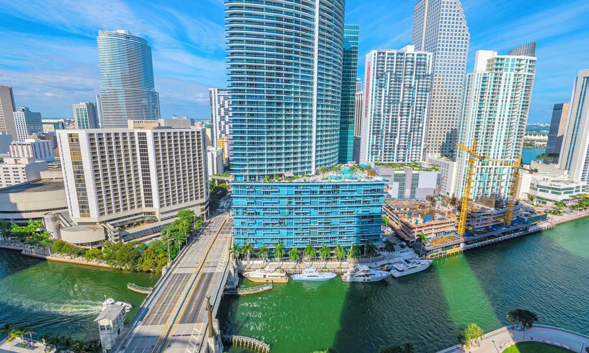 Downtown Miami Apartment | Icon Brickell