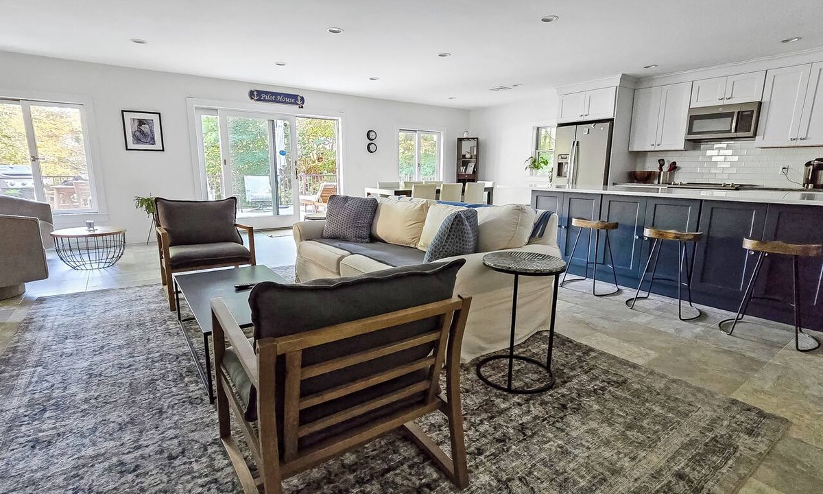 Wellfleet Apartment | IN-TOWN, TUCKED AWAY! Beautiful 1BD-Sleeps 4, Central A/C, Walk to Wellfleet Town Center & Harbor
