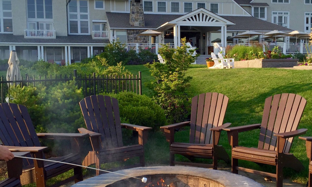 Cape Elizabeth Hotel | Inn By The Sea