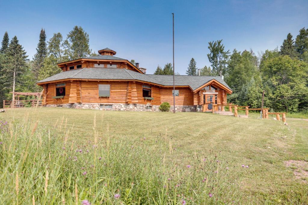 Ironwood House | Ironwood 'Superior Home' ~ 4 Mi to Big Powderhorn!