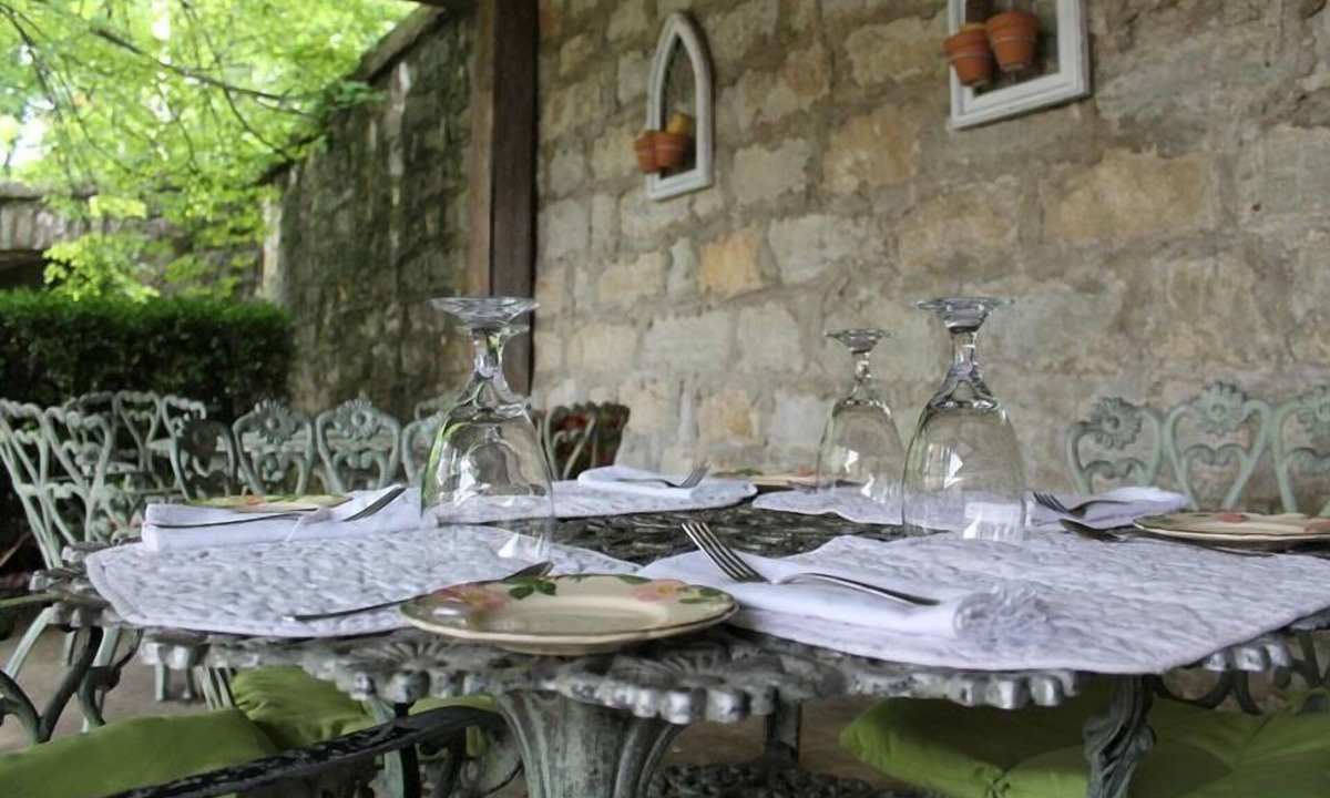 Bardstown Bed & Breakfast | Jailer's Inn