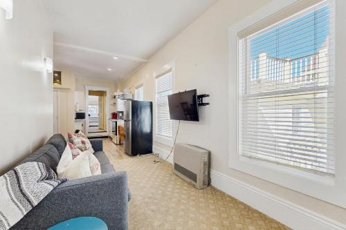 Commercial Street Apartment | John Cabot #1