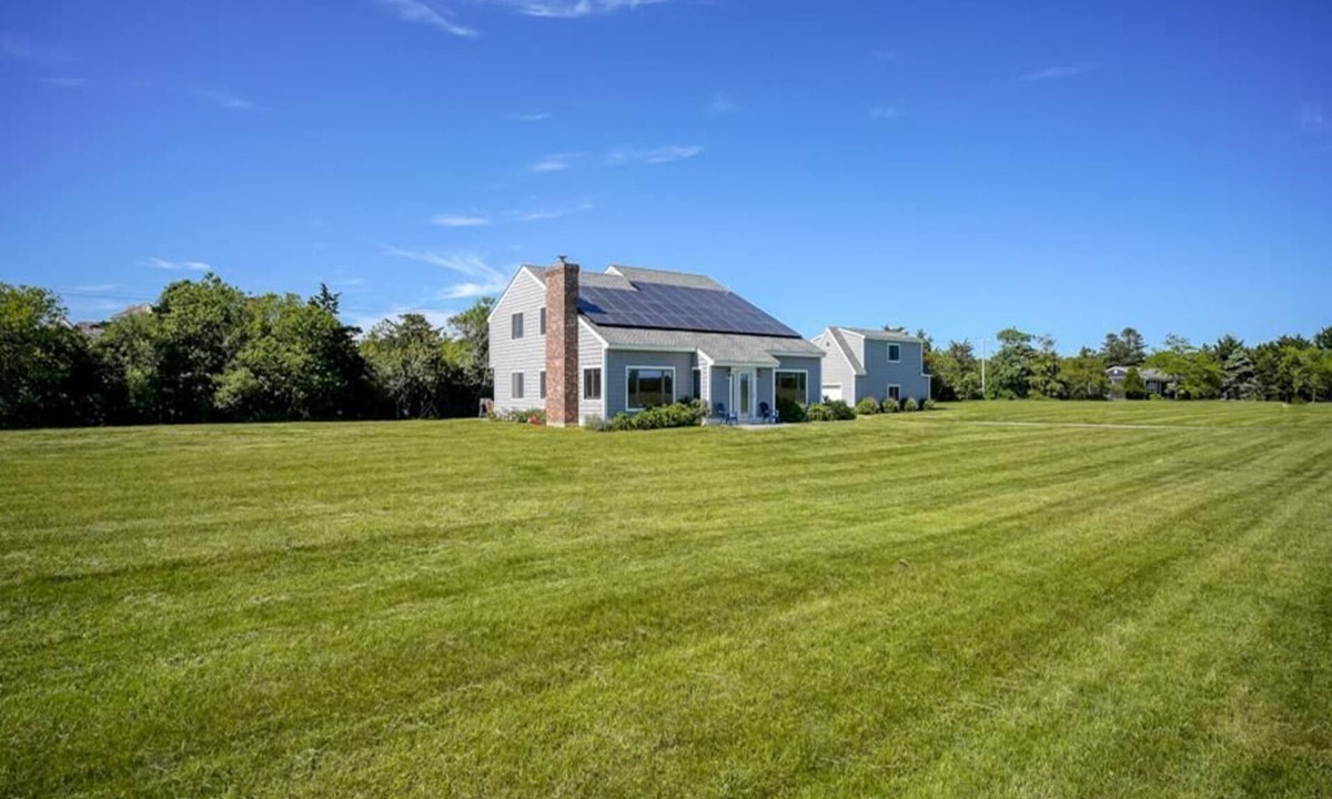 Katama House | Katama Beach House located on Historic Farm