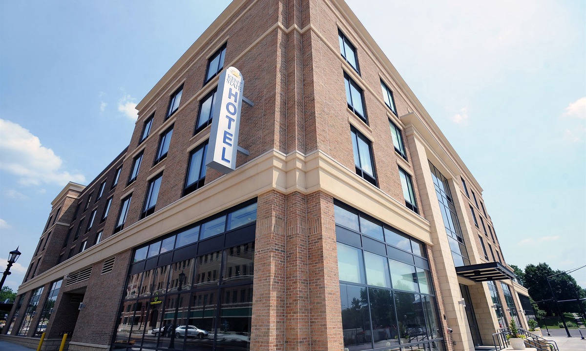Kent Hotel | Kent State University Hotel and Conference Center