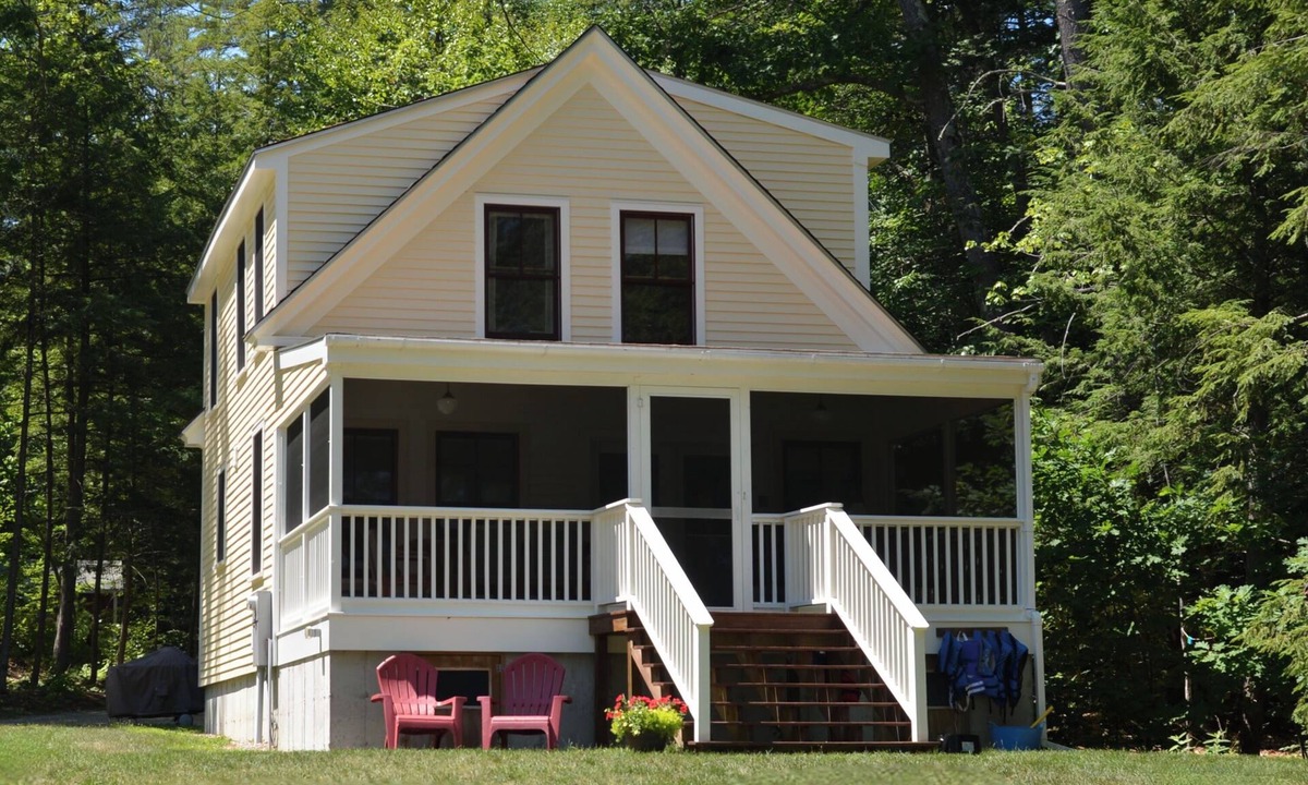 Center Lovell Cottage | Kezar Lake Waterfront, Beautiful Property Great Reviews! Fully Booked for 2026