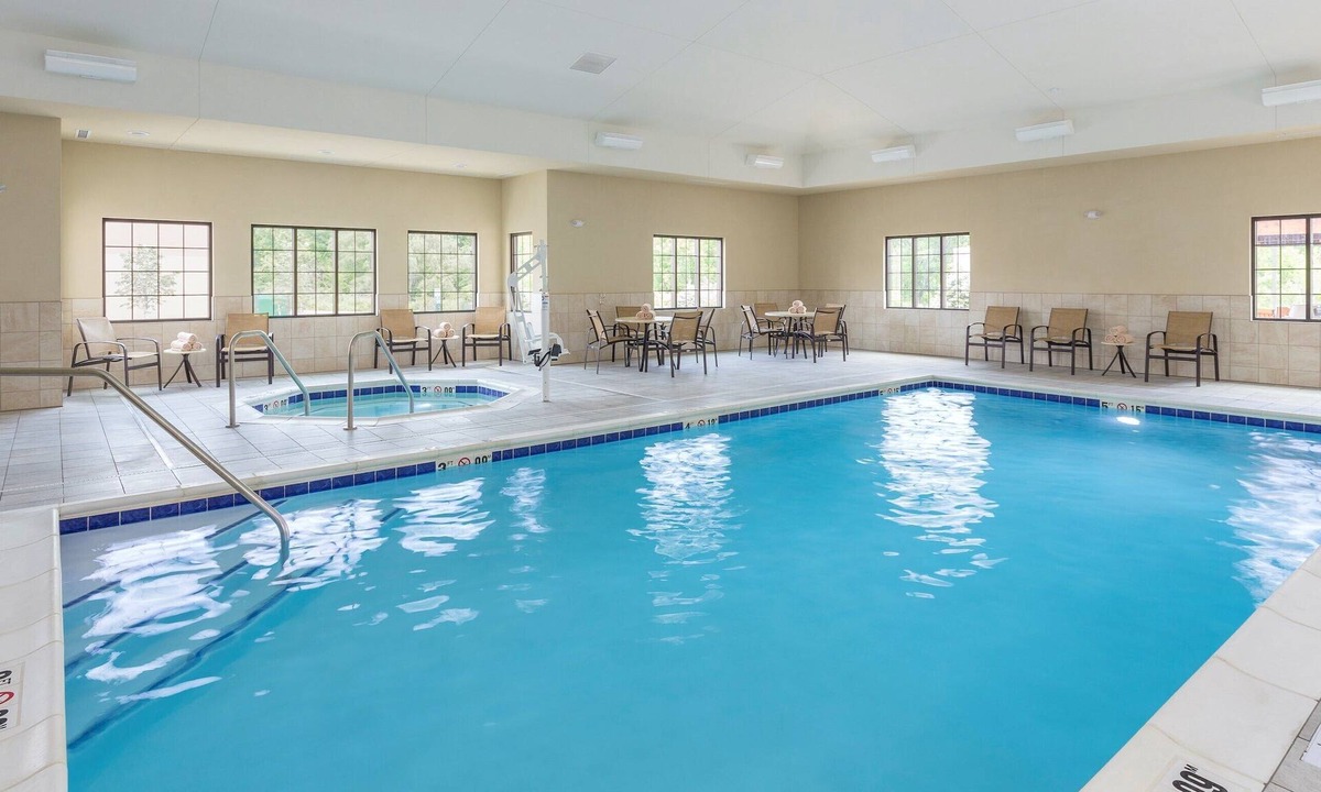 Canton Apartment | King Studio | Free Daily Breakfast, Shared Hot Tub + Pool