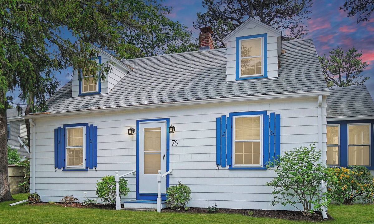 Scarborough House | Knotty Nauti by Bayley Vacation Rentals