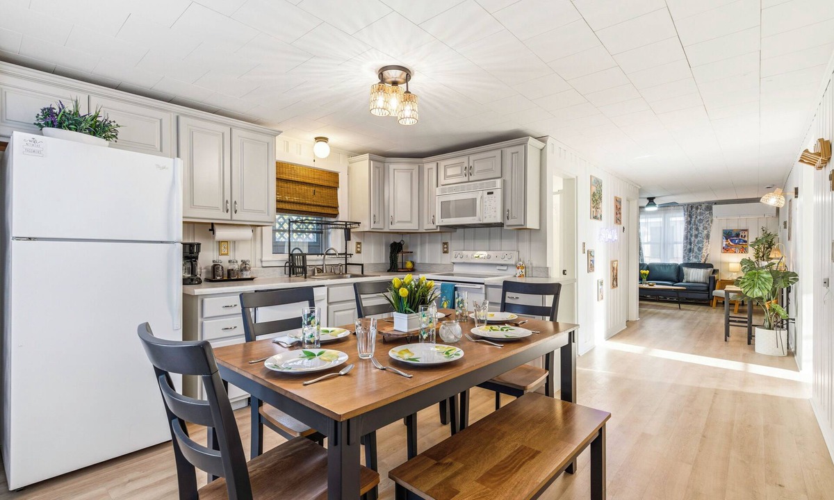 Salisbury Beach Apartment | La Dolce Vita Beach House at Salisbury Beach.