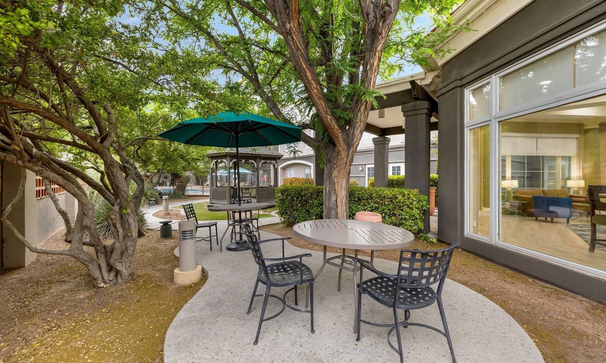 Westside Hotel | La Quinta Inn & Suites by Wyndham Albuquerque West