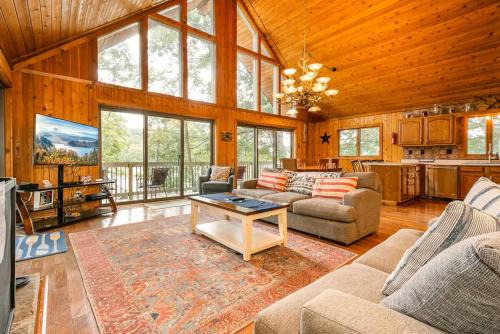 McHenry Villa | Lake Bear Lair