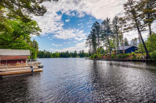 Elcho House | Lake Escape on Post Lake with Private Dock