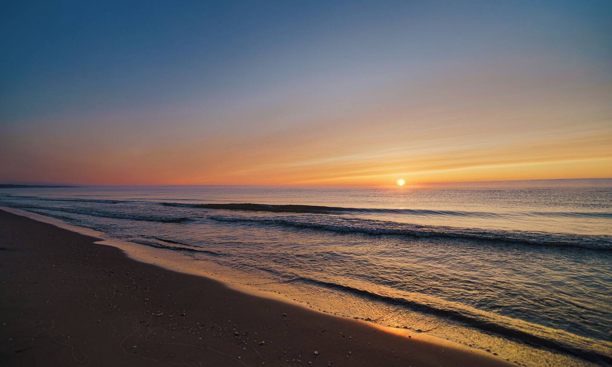 Oscoda Cabin | Lake Huron Beach Cabin · Havenwood Shores No. 3
