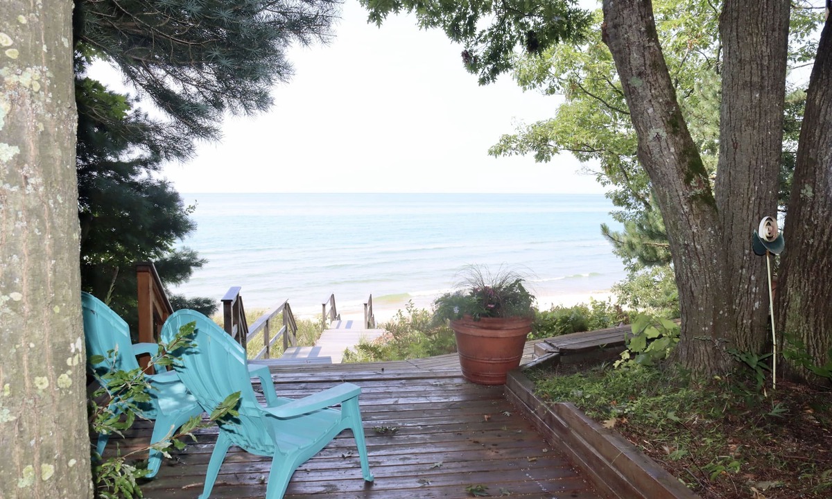 Shelby House | Lake Michigan Beach Bliss