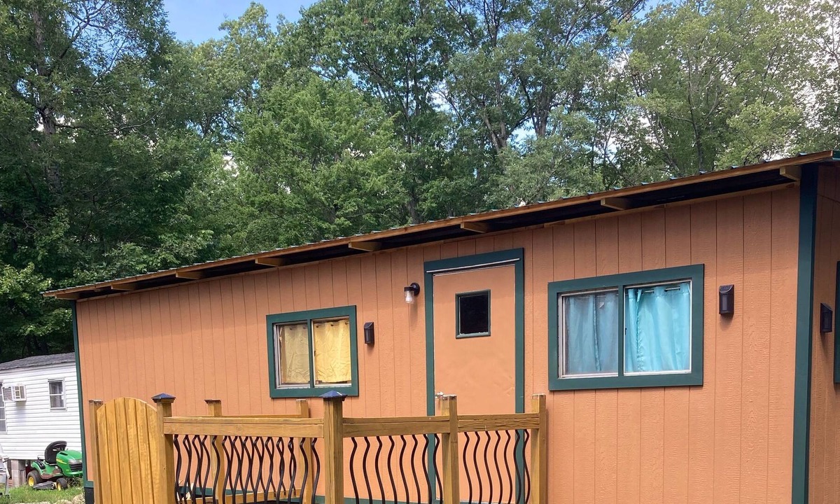 White Mills House | Lake Wallenpaupack Getaway 2 mins to lake