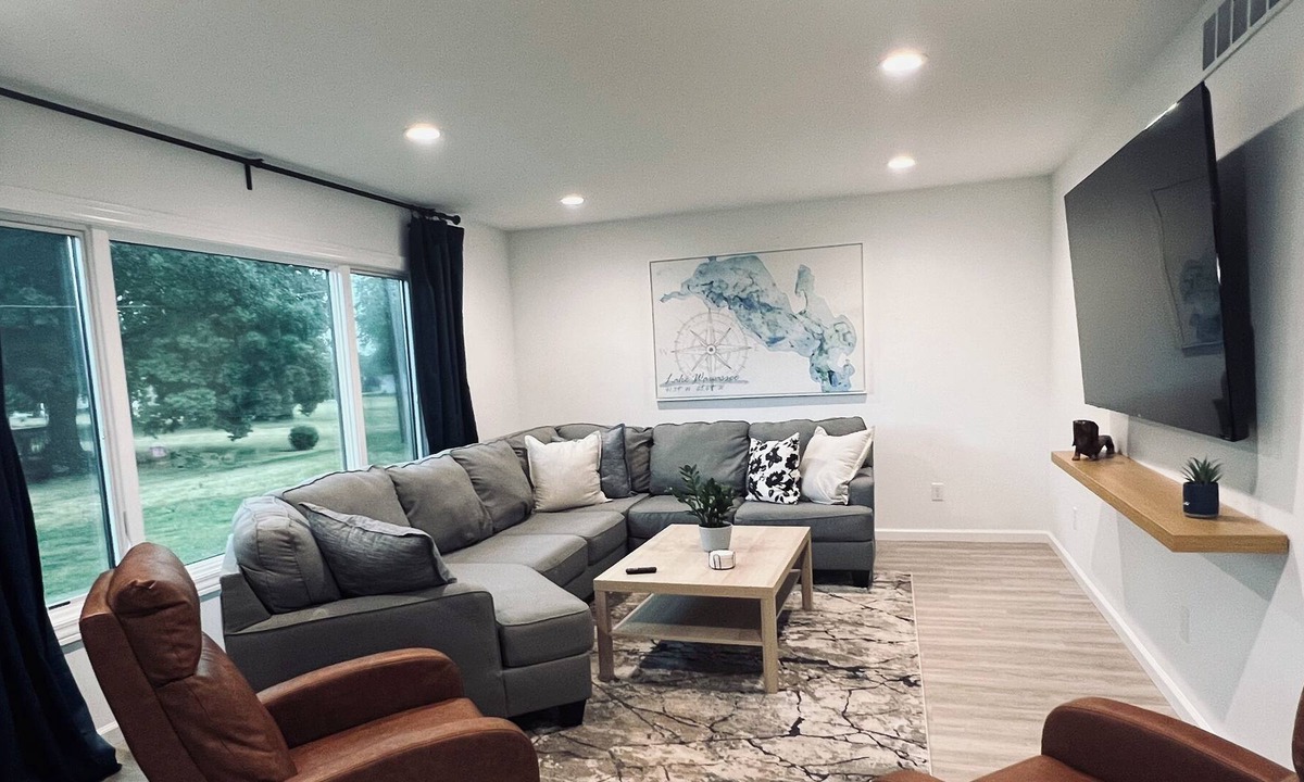 Enchanted Hills House | Lake Wawasee;5 Bed, XL Boat Slip, & Pet friendly