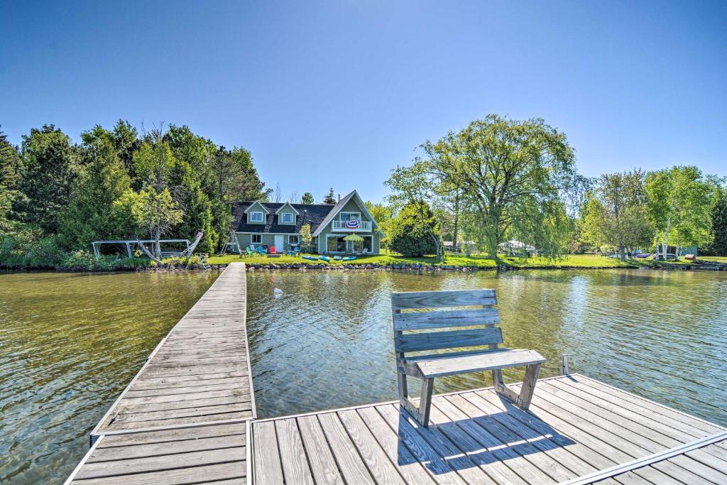 Bellaire House | Lakefront Bellaire Getaway w/Kayaks, Dock & Grill