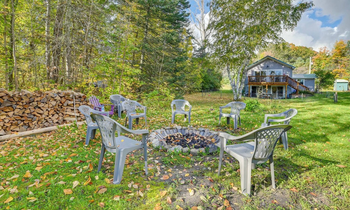Boyne City Cottage | Lakefront Boyne City Cottage w/ Deck & Water Views