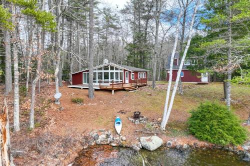 Nobleboro House | Lakefront house on Damariscotta Lake, perfect getaway