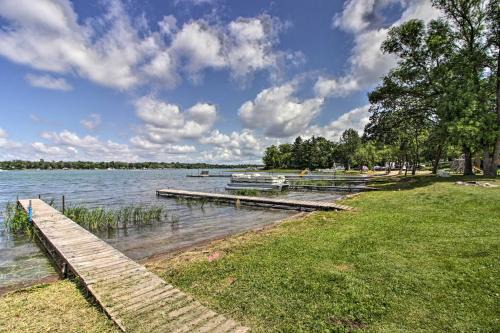 Dent House | Lakefront Retreat w/Boat Rentals, Beach & Bar