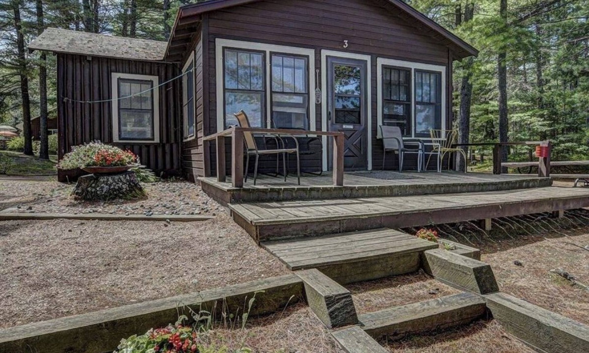 Lac du Flambeau Cabin | Lakefront two Bedroom Cabin With Private Dock