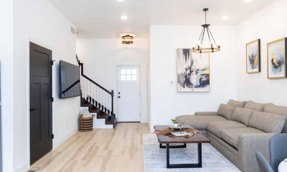 Russells Point House | Lakehouse Luxe on Indian Lake
