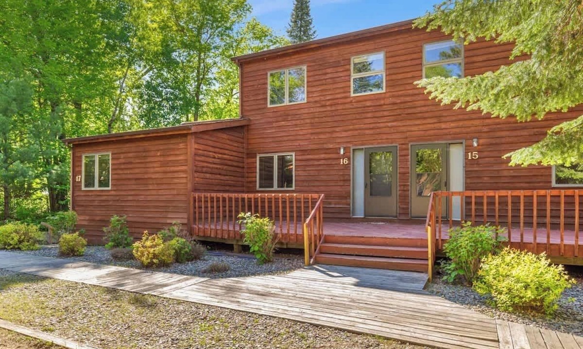 Park Rapids Condo | Lakeside Condo #16 4BR 3BA Timberlane Resort