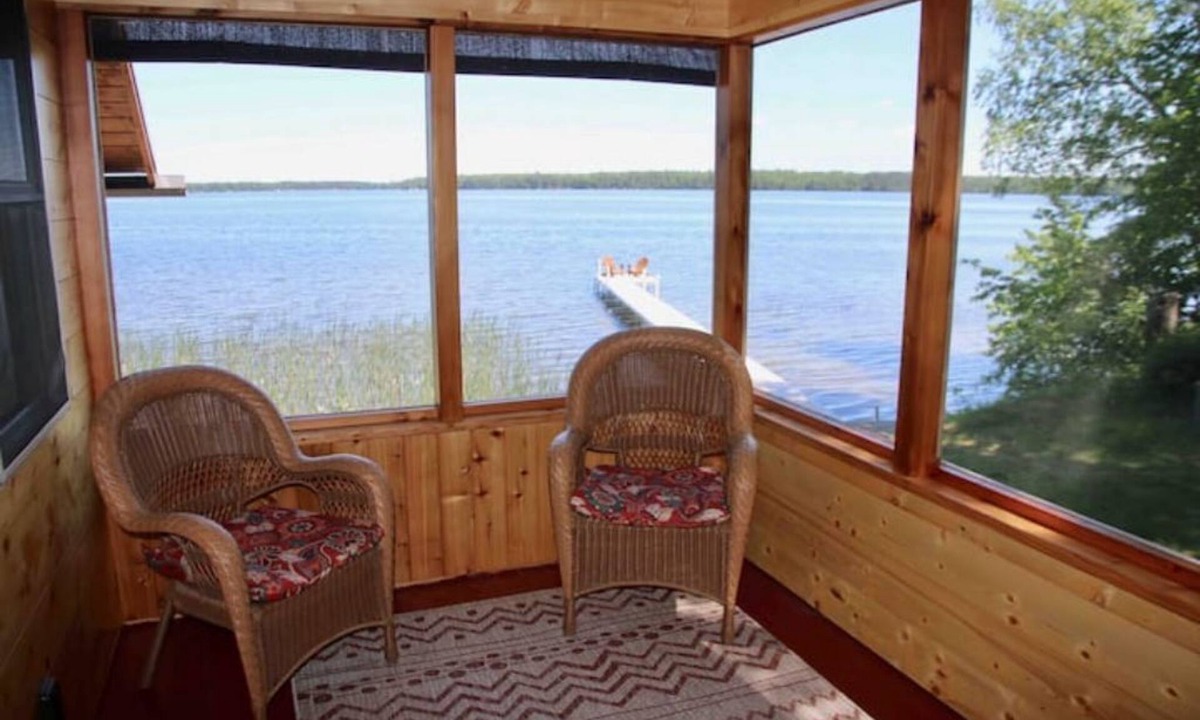 Park Rapids House | Lakeside Guesthouse with Screen Porch