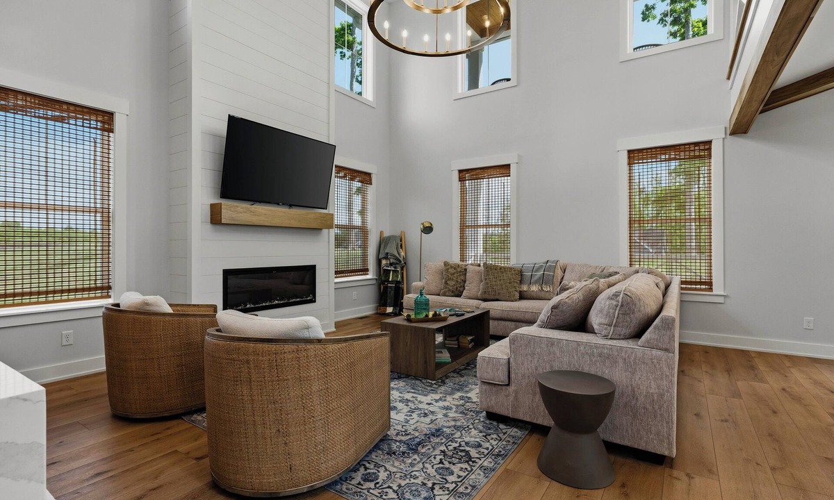 Clarkson House | Lakeside Home Near Mammoth Cave & Nolin Lake!