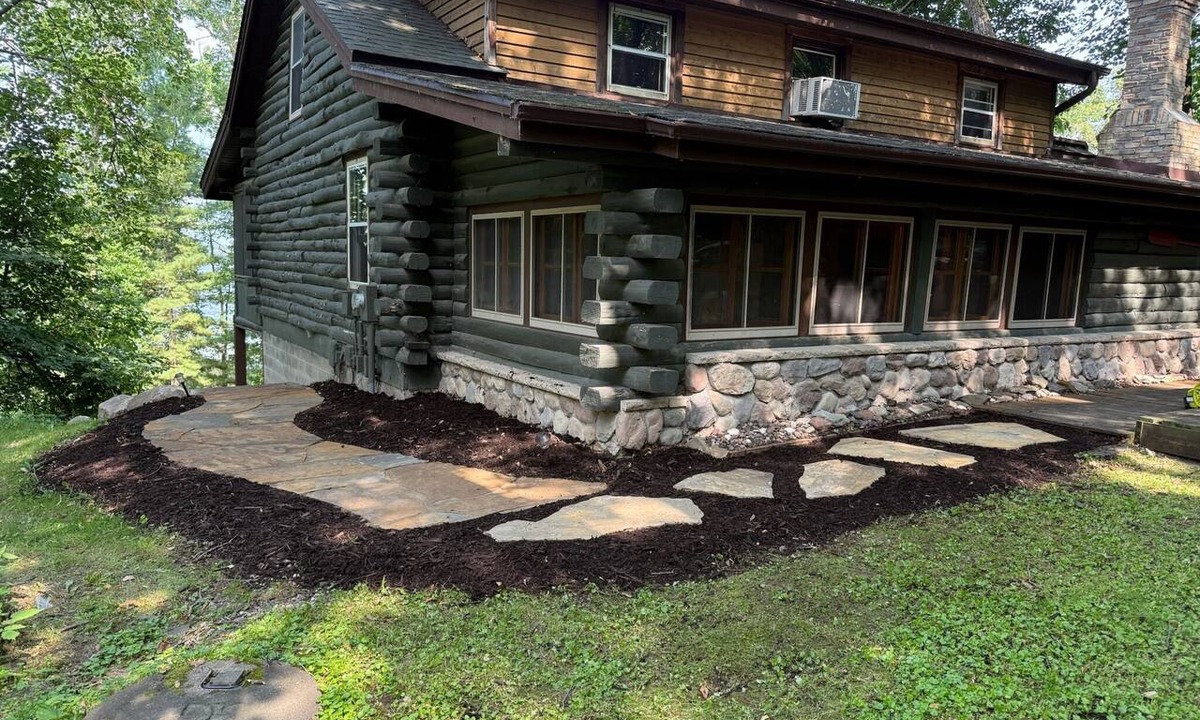 Pequot Lakes Cabin | Lakeside Log Cabin near Nisswa & Pequot Lakes - 3 bedroom