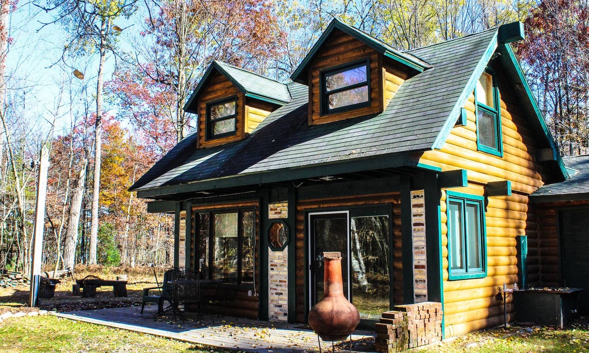 St Germain Cabin | Lakeside Pines 2 located on Pickerel Lake