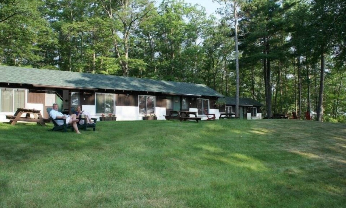 Minocqua Cabin | Lakeview 4,Lake Front Suite