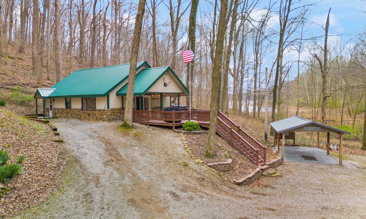 Celestine Cabin | Lakeview Falls at Patoka Lake