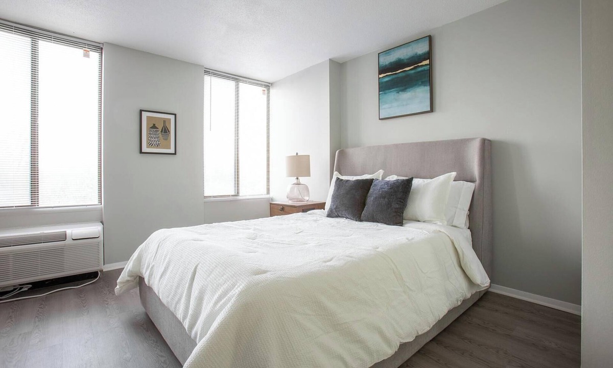 Fort Wayne Apartment | Landing | Amazing Studio, Game Room, Pool