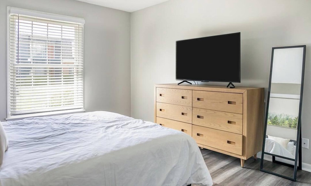 Indianapolis Apartment | Landing at A62 - 1 Bedroom in Allisonville