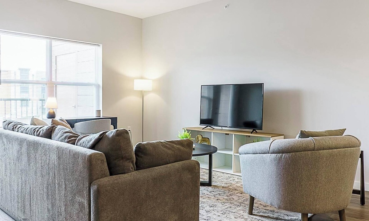 Cartersburg Apartment | Landing | Chic 1BD, Gym, Clubhouse