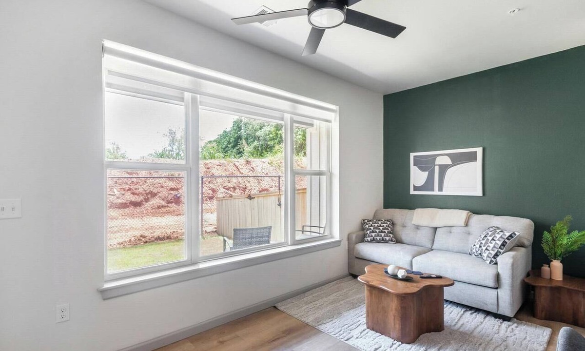 Edmond Apartment | Landing | Chic 2BD, Clubhouse, Pool