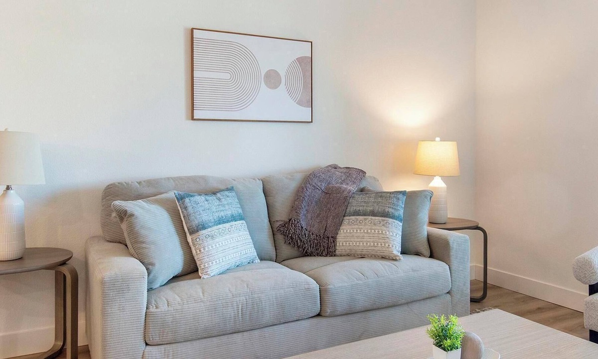 Firestone Apartment | Landing | Incredible 2BD, Gym, Clubhouse